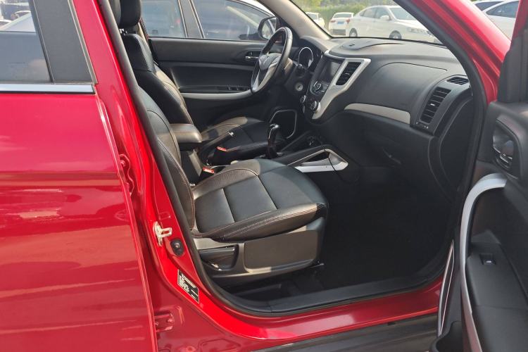 Used Changan CS35 2015 1.6L Manual Luxury Model China IV Standard
