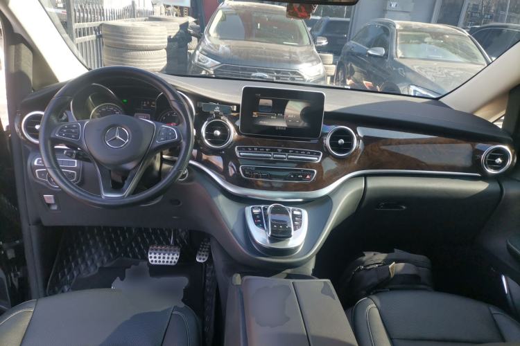 Used Mercedes-Benz V-Class 2017 V 260 L Prestige Extended Edition