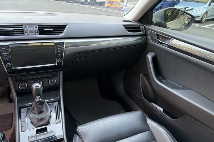 Used Skoda Superb 2016 TSI330 DSG Smart Drive Edition