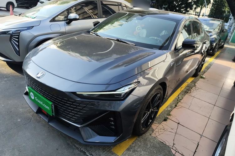 Used Changan UNI-V iDD 2023 ZhiDian iDD 1.5T 113km ZhiKu Model