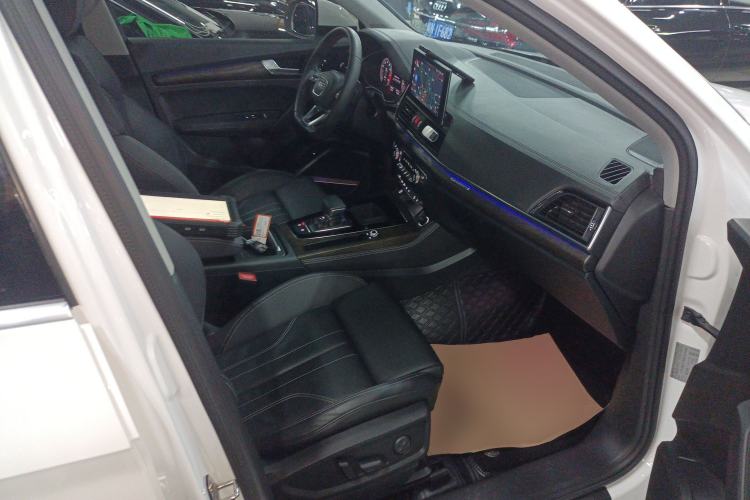 Used Audi Q5L 2022 45T Luxury Dynamic Model
