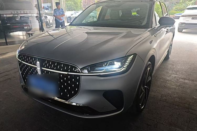 Used Lincoln Corsair 2023 2.0T All-Wheel-Drive Prestige Version
