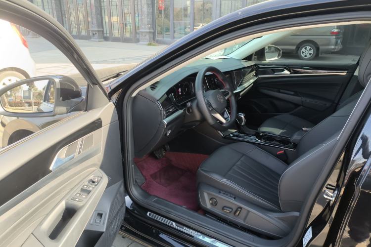 Used Volkswagen Passat 2025 Outstanding Model 380TSI Starry Dragon Edition
