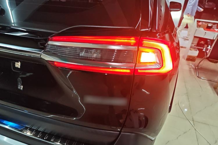 Used Toyota Wildlander 2020 2.0L CVT Two-Wheel Drive Luxury Edition
