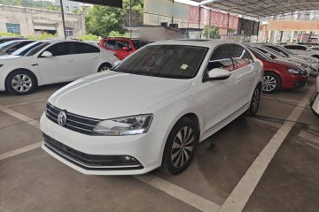Used Volkswagen Sagitar 2017 230TSI Automatic Comfort Version