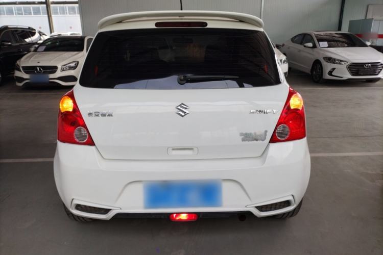 Used Suzuki Swift 2014 1.5L Automatic Fashion Edition

