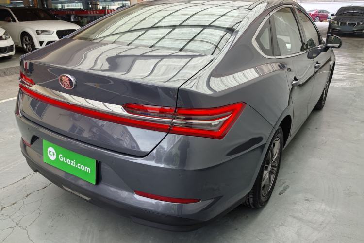 Used BYD Qin Pro 2019 Super Edition 1.5TI Automatic Smart Connect FENGSHANG Model China VI Standard
