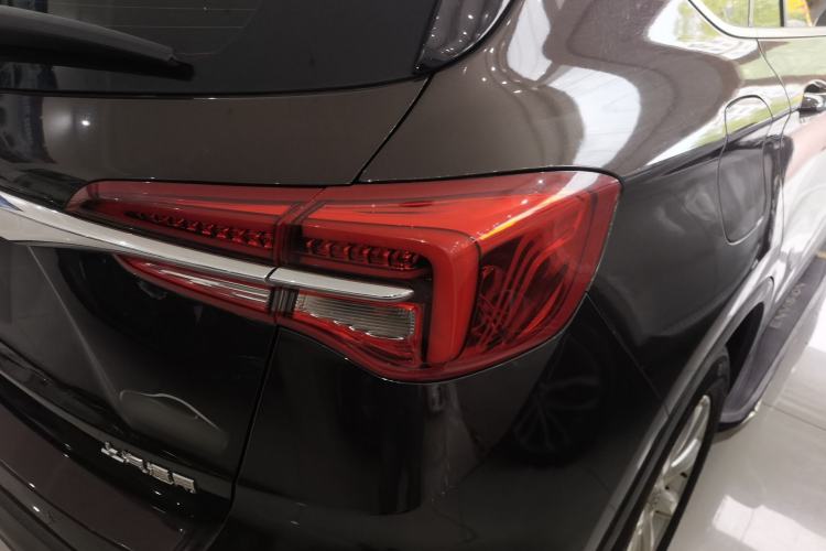 Used Buick Envision 2020 20T Two-Wheel Drive Leading Version
