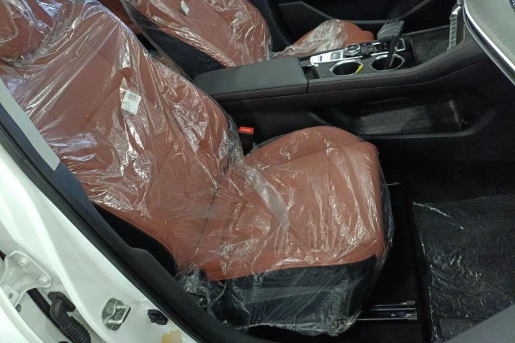 Used Changan Eado 2025 PLUS 1.4T Dual-Clutch High-Energy Version
