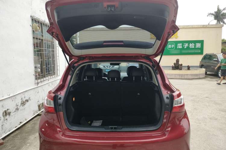 Used Nissan Tiida 2019 1.6L CVT Smart Drive Version China VI Standard