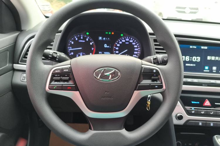Used Hyundai Elantra 2016 1.6L Automatic ZhiXuan – Elite Version