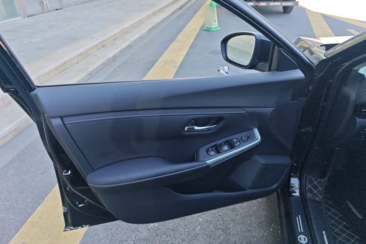 Used Nissan Sylphy 2023 Revised 1.6L CVT Enjoyment Edition
