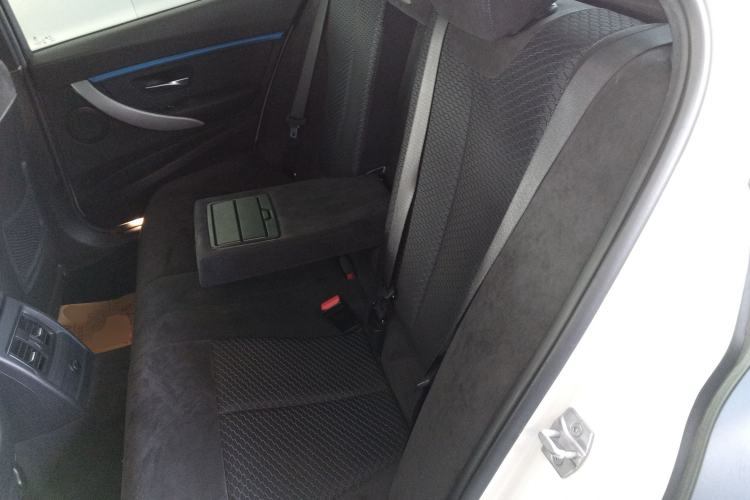 Used BMW 3 Series 2018 320i M Sport Package
