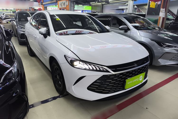 Used BYD Qin PLUS 2025 DM-i Smart Drive 55KM Leading Model
