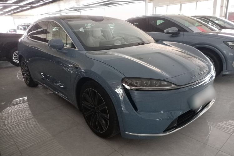 Used Hima Luxeed R7 2024 All-Electric 667 km Max
