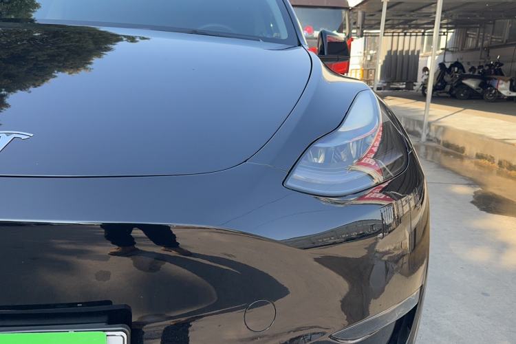 Used Tesla Model Y 2022 Long-Range All-Wheel-Drive Version