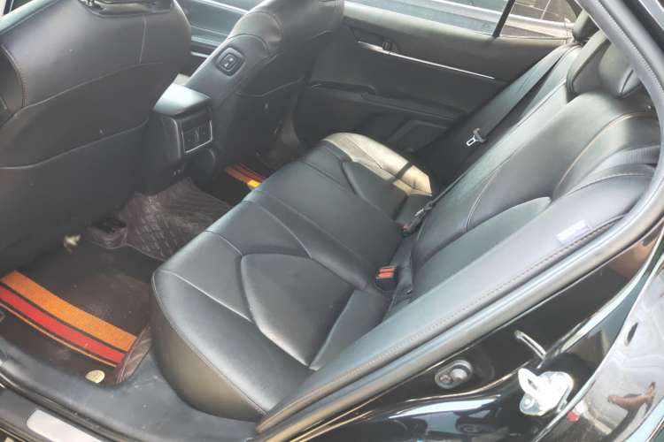 Used Toyota Camry 2021 2.5G Luxury Edition
