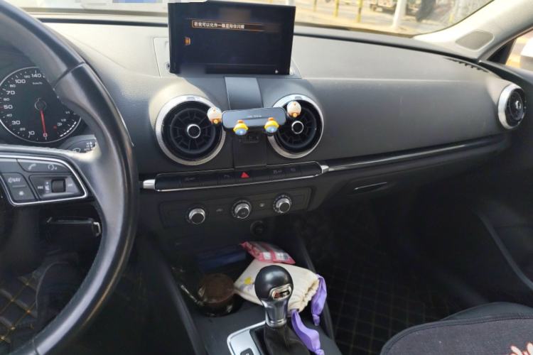 Used Audi A3 2019 Limousine 35 TFSI Fashion Edition China V standard
