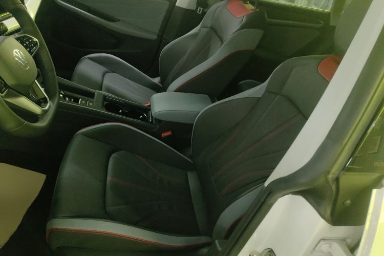 Used Volkswagen Lamando 2023 Lavida L 280TSI DSG Cool & Spicy Edition
