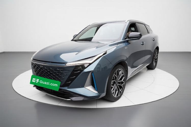 Used Oshan Z6 New Energy 2023 ZhiDian iDD 150KM Flagship PLUS Smart Parking Edition