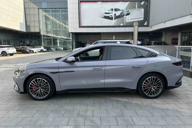 Used BYD Han 2025 EV Intelligent Driving Edition 701KM LiDAR Deluxe Model