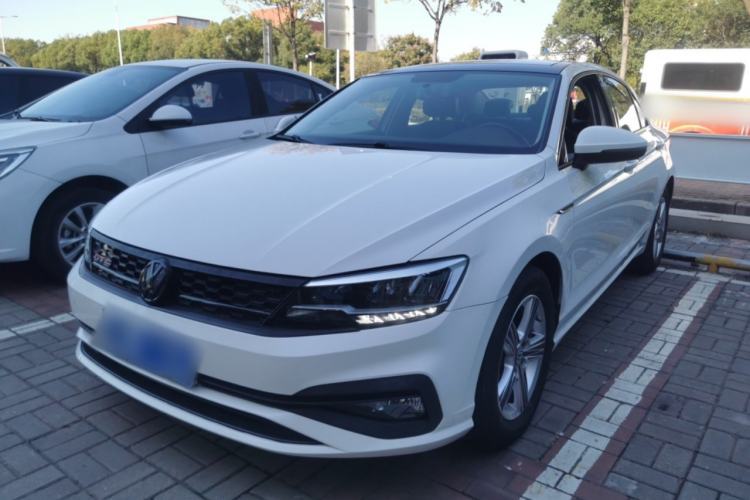 Used Volkswagen Lamando 2019 230TSI DSG Fashion Edition China VI
