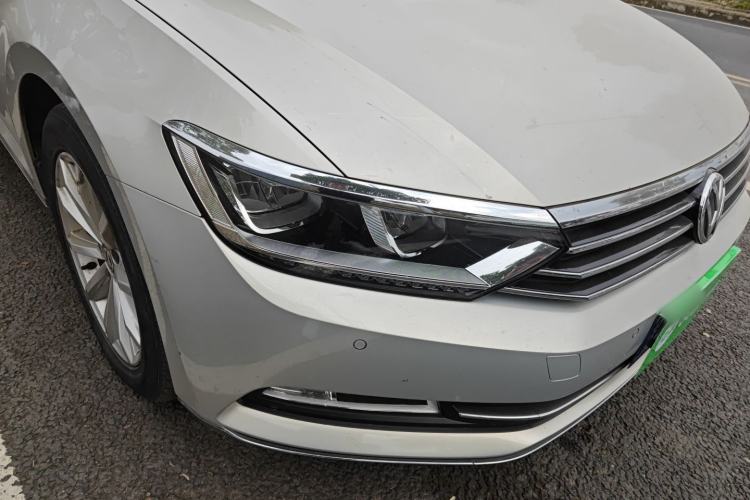 Used Volkswagen Magotan 2019 330TSI DSG Leading Model China VI Standard
