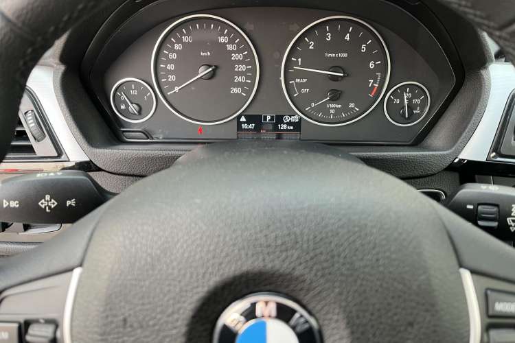 Used BMW 4 Series 2016 420i Fashion Model
