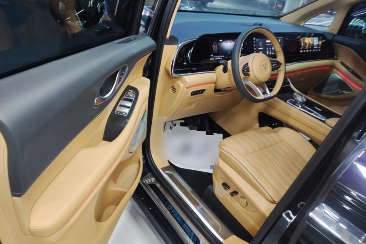 Used VOYAH Dream 2024 PHEV Ultra-Long Range Flagship Edition