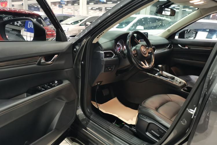 Used Mazda CX-5 2017 2.5L Automatic 2WD ZhiZun Version China V Standard