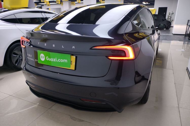 Used Tesla Model 3 2023 Long-Range All-Wheel-Drive Version
