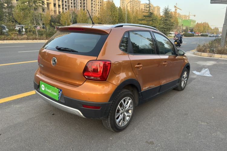 Used Volkswagen Polo 2016 1.6L Cross Polo Automatic
