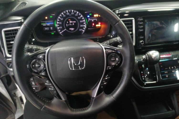 Used Honda Elysion 2019 2.0L Hybrid Luxury Edition
