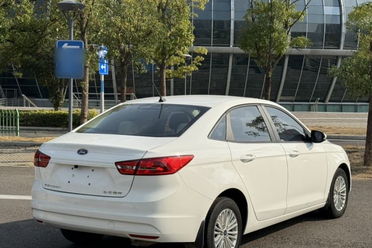 Used Ford Escort 2017 Revised Version 1.5L Automatic Comfort Edition