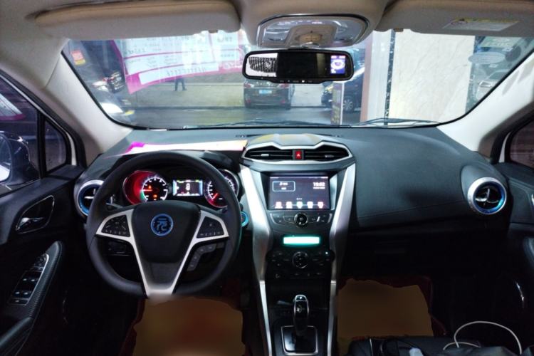 Used BYD Yuan New Energy 2018 EV360 Smart Connect Cool Edition
