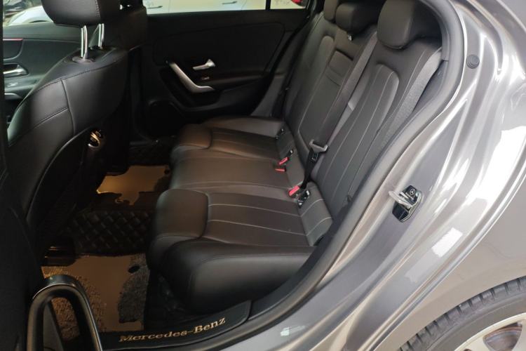 Used Mercedes-Benz A-Class 2022 Restyled A 200 L Sport Sedan Fashion Version
