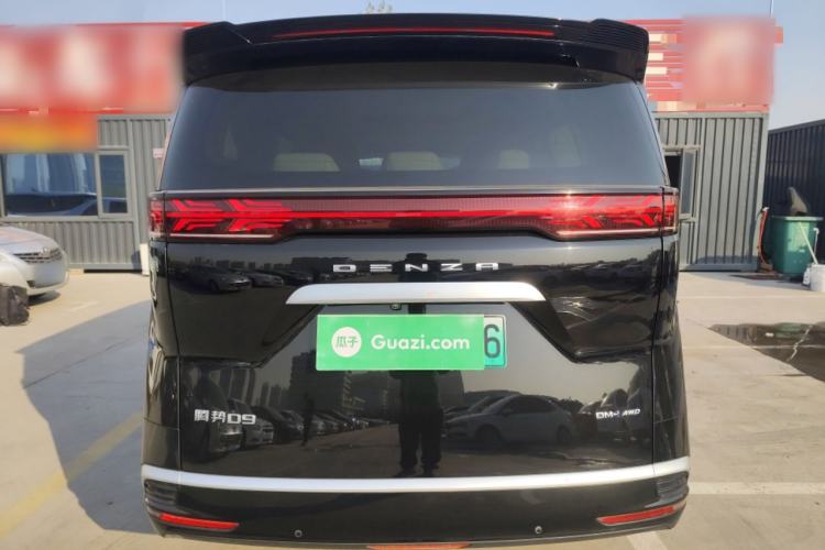 Used Denza D9 2022 DM-i 970 Four-Wheel Drive Flagship Model