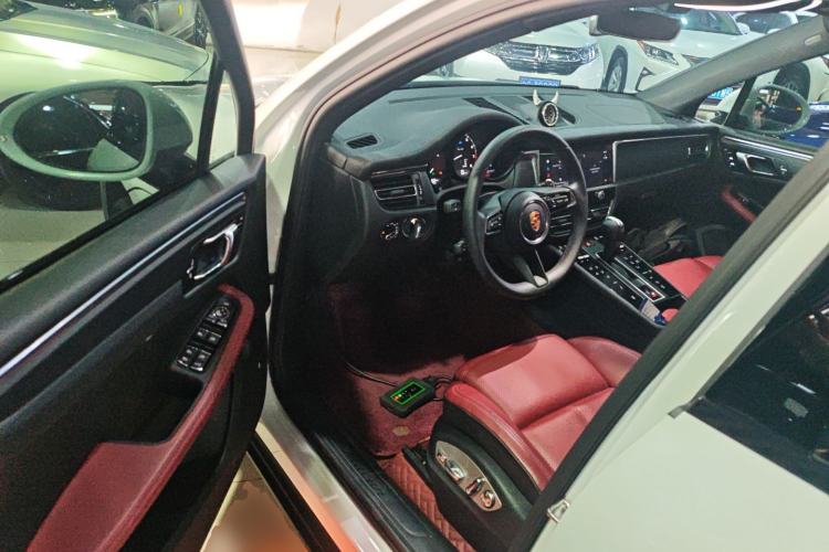 Used Porsche Macan 2024 Macan 2.0T