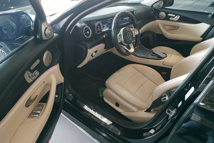 Used Mercedes-Benz E-Class 2019 E 300 L Sporty and Stylish Model

