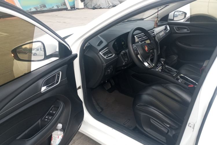 Used Roewe i5 2020 1.5L Automatic 4G Connect Luxury Flagship Edition
