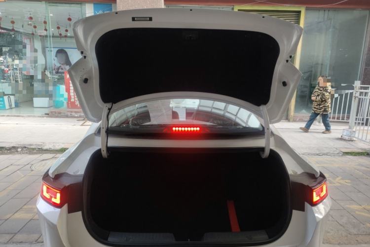 Used Changan Eado 2025 Blue Whale 1.5T 500Bar Prestige Model
