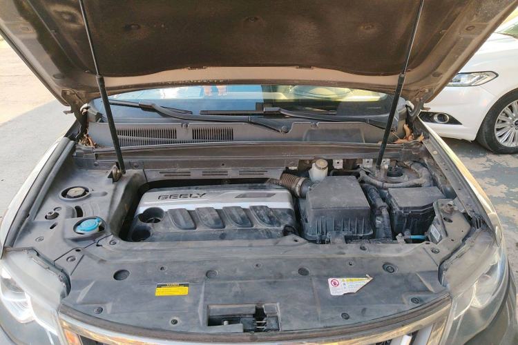 Used Geely Auto Emgrand X7 Sport 2018 1.8TD Automatic Two-Wheel Drive Smart Connect 4G Internet Edition
