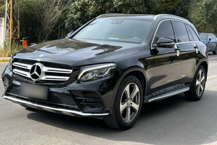 Used Mercedes-Benz GLC 2016 GLC 260 4MATIC Luxury Model
