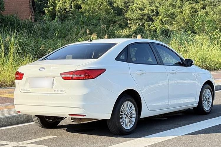 Used Ford Escort 2017 Revised Version 1.5L Automatic Comfort Edition
