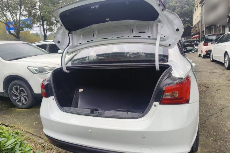 Used Chery Arrizo 5 2017 1.5L CVT Luxury Edition