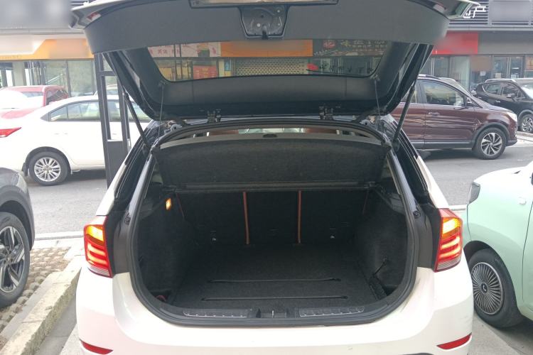 Used BMW X1 2014 sDrive18i Fashion Model
