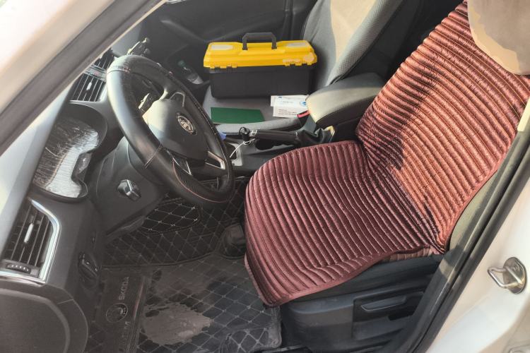 Used Skoda Octavia 2019 1.5L Automatic SmartDrive Comfort Edition China VI Standard