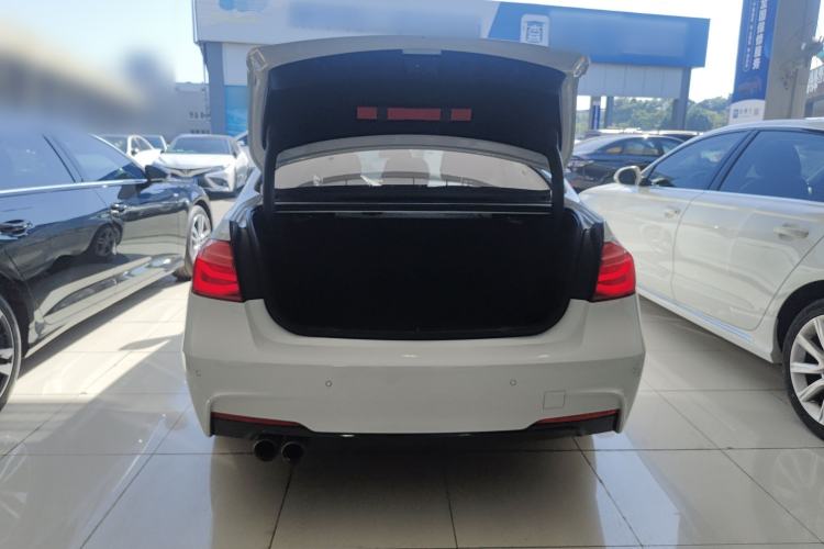 Used BMW 3 Series 2018 320i M Sport Package
