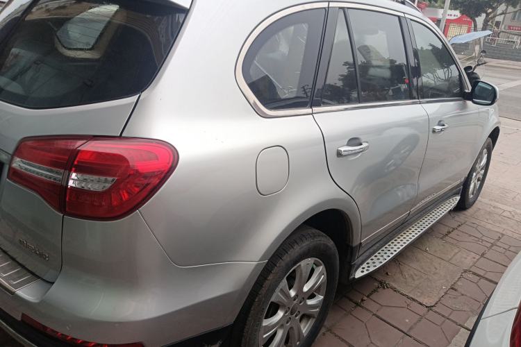 Used Haval H8 2015 2.0T Two-Wheel-Drive Standard Version