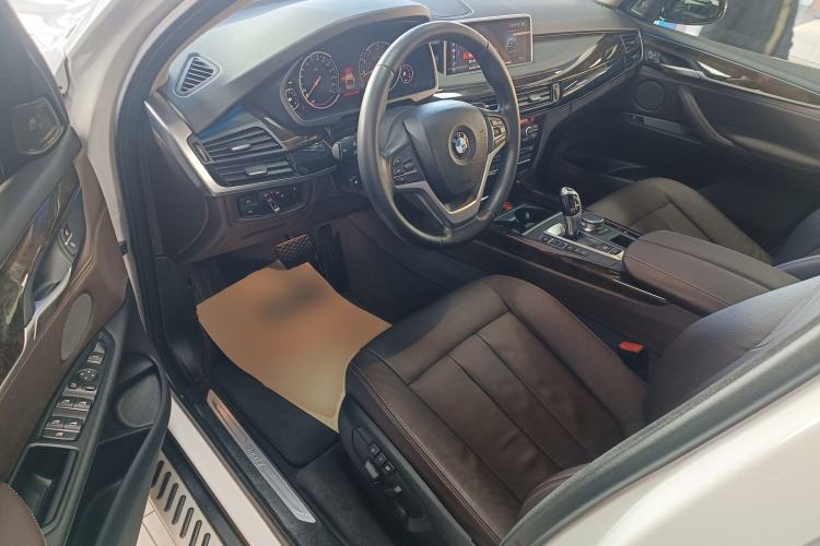 Used BMW X5 2017 xDrive28i
